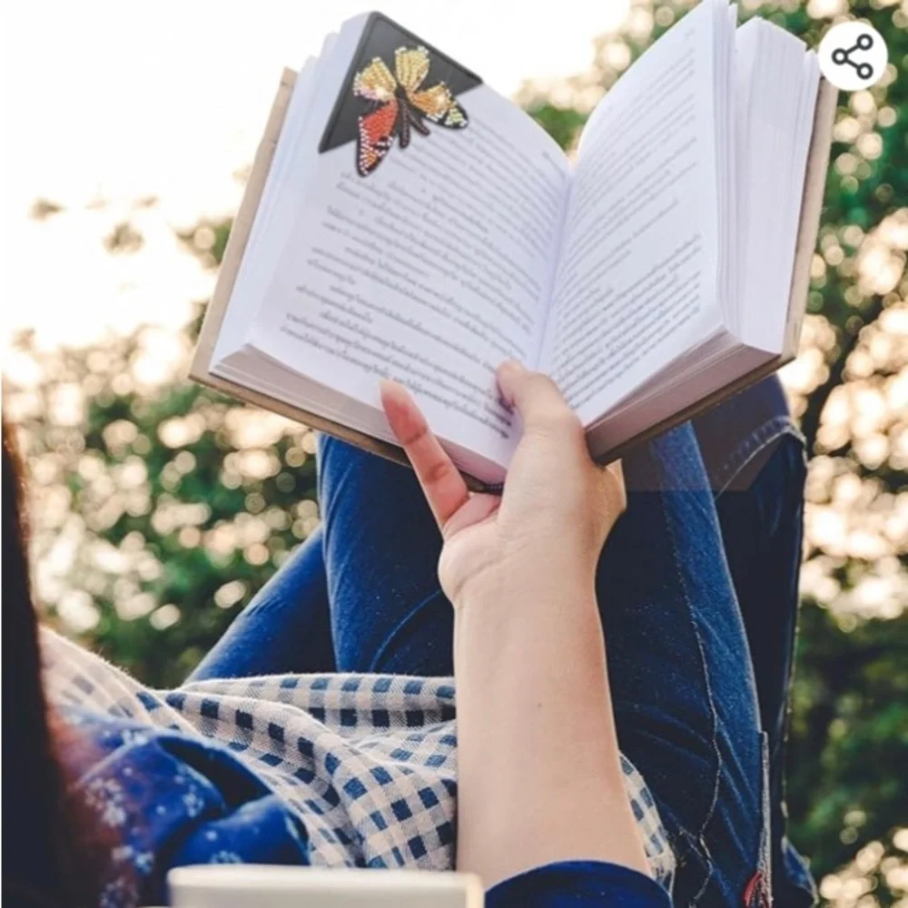 Diamond Art Butterfly Corner Bookmark, Colorful, Sparkly (PINK/BLACK) - Picture 16 of 17